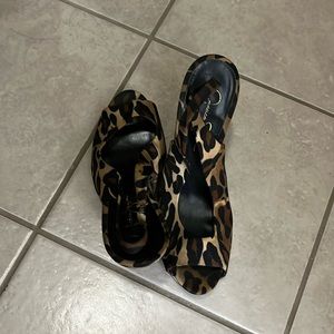 Jessica Simpson heels